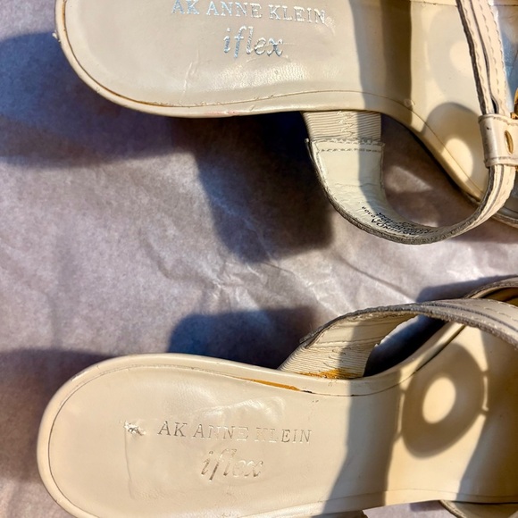 Anne Klein Cream Sandals with Gold Accent - Picture 4 of 16